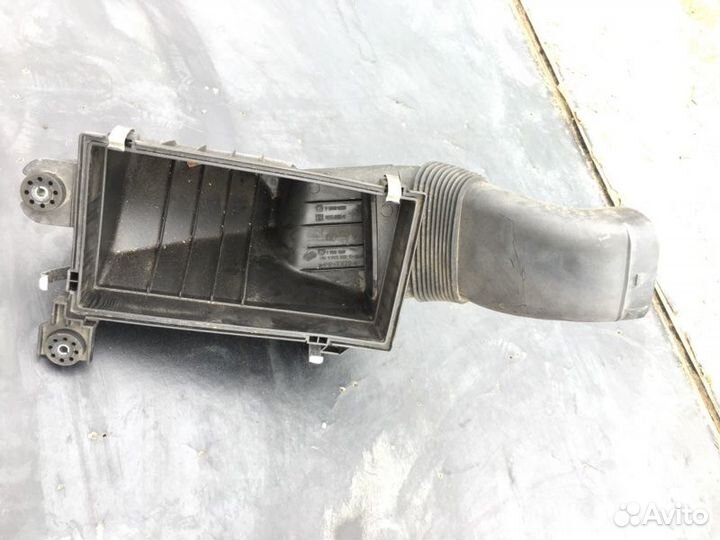 Корпус воздушного фильтра Bmw X5 E53 M54B30 2002