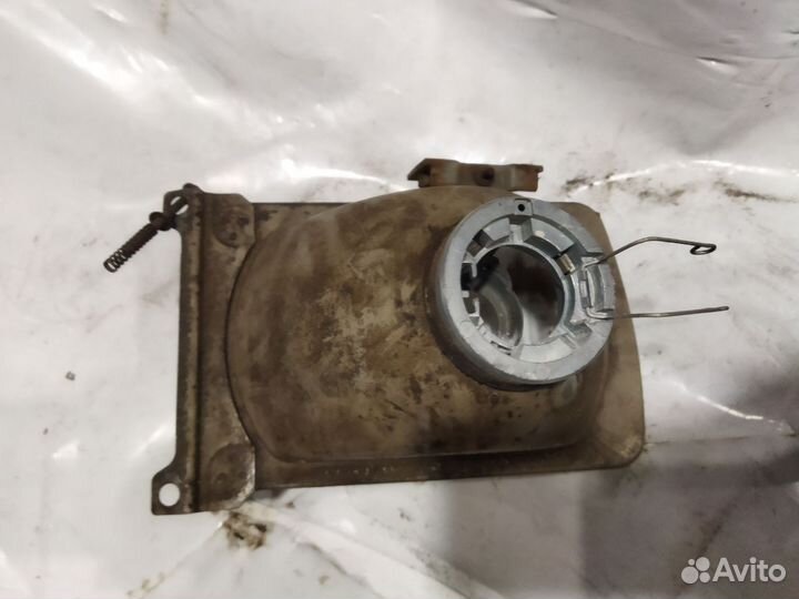 Фара на volkswagen passat b2