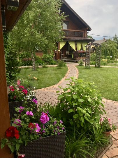 Дом 141,7 м² на участке 12,9 сот.