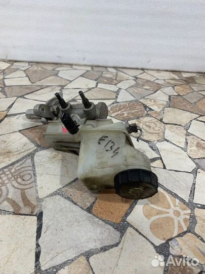 Главный тормозной цилиндр Mazda 6 седан 2.0 LF