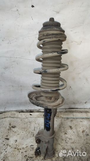 Стойка передняя правая Fiat Punto 3 2007 Фиат 1.4