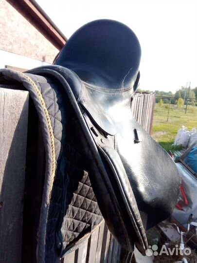 Седло для лошади универсальное