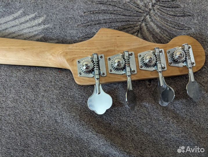 Fender Precision Bass