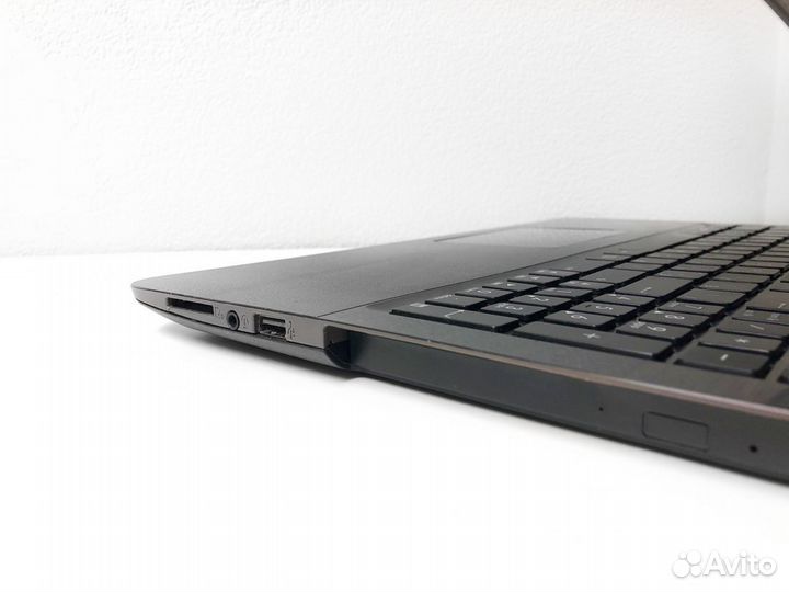 Ноутбук Asus с GeForce + Intel Core