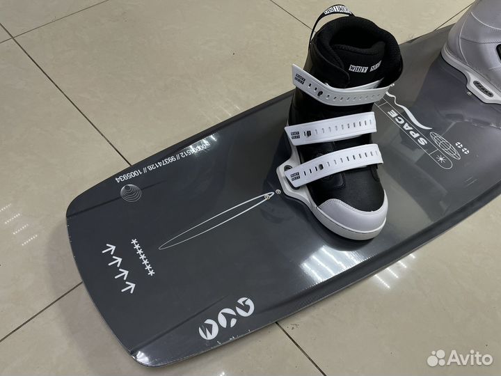 Вейкборд MDay Space с креплениями (новый)