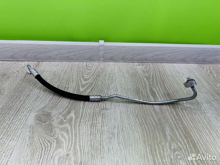 Патрубок Mercedes W213 A2138300801