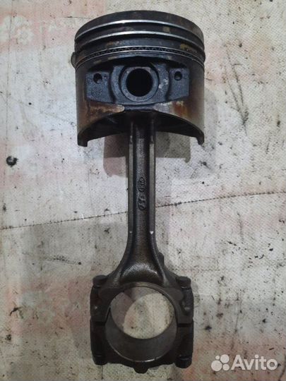 Поршень с шатуном Hyundai Sonata EF G4JP 2005