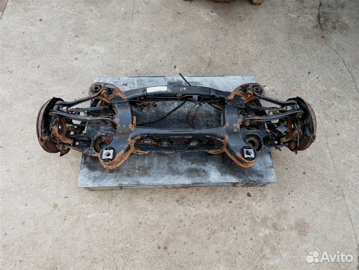 Подрамник задний w209 CLK-class 5.0 2002