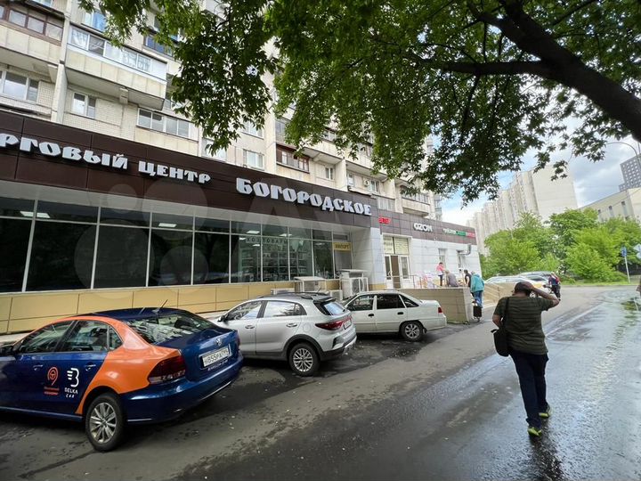 Торговая площадь, 1737 м²