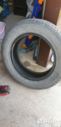 Dunlop SP Winter Ice 01 205/60 R16