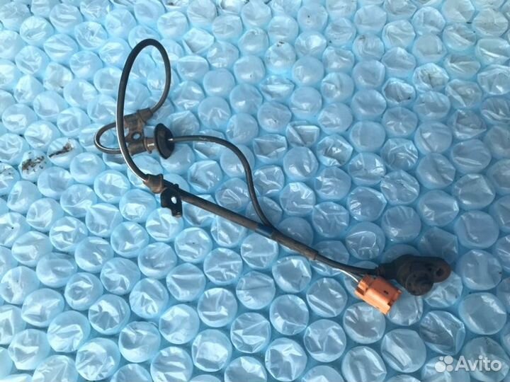 Датчик abs передний левый Honda Pilot YF1 J35A4