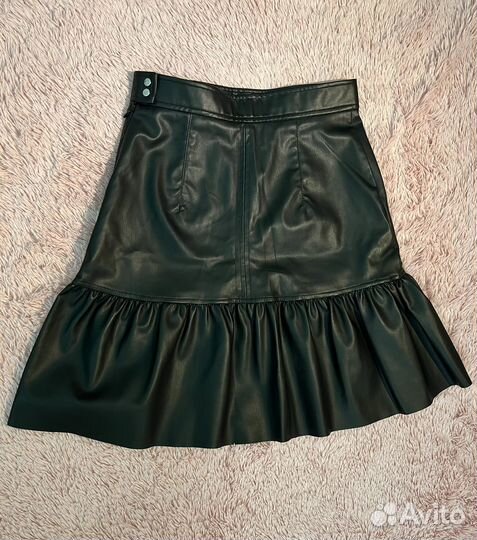 Юбка трапеция кожаная H&M новая