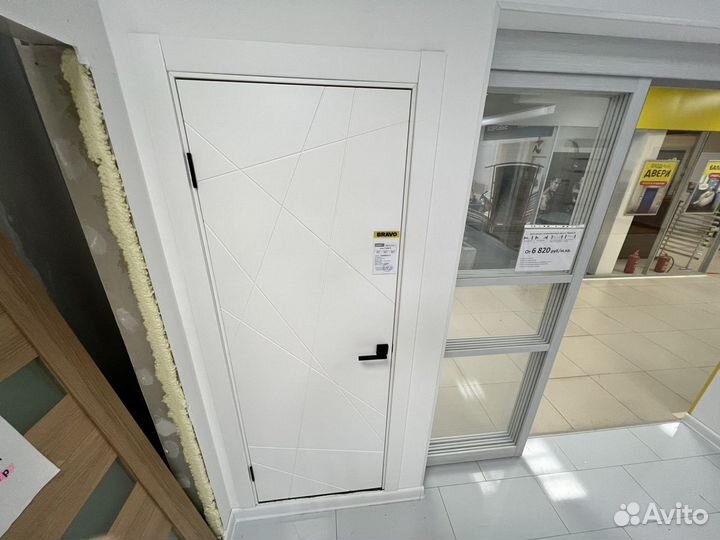 Дверь межкомнатная белая