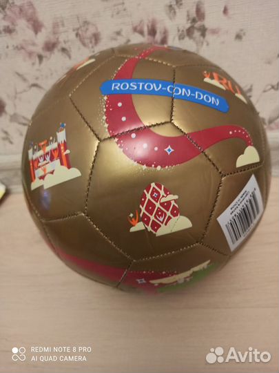 Футбольный мяч fifa