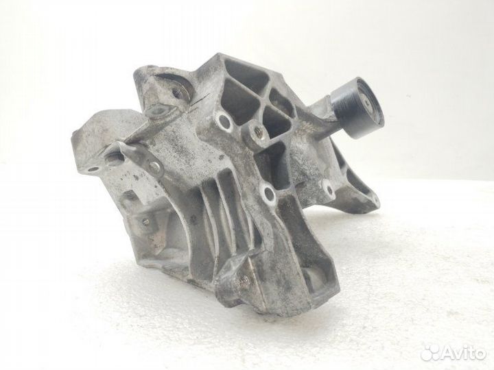 Кронштейн компрессора кондиционера Bmw X1 E84 2.0