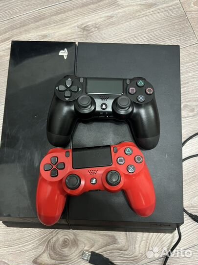 Sony PS4 500гб 2 геймпада