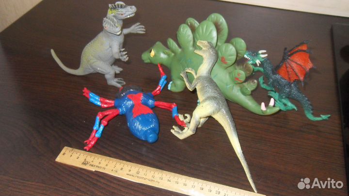 Игрушки динозавры