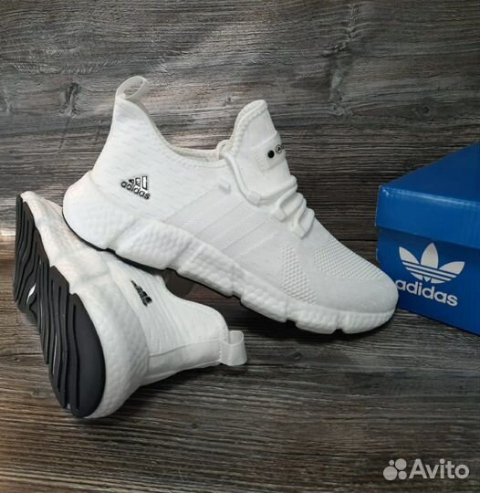 Кроссовки белые Adidas артикул 905 лето