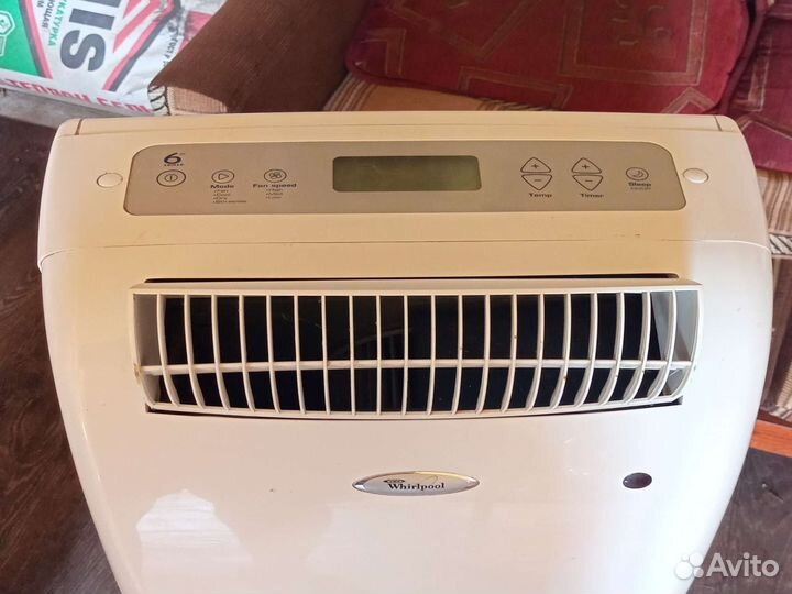 Напольный кондиционер Whirlpool