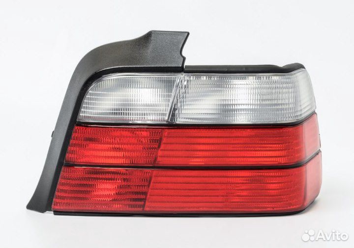 Фонарь правый задний в крыло BMW E36