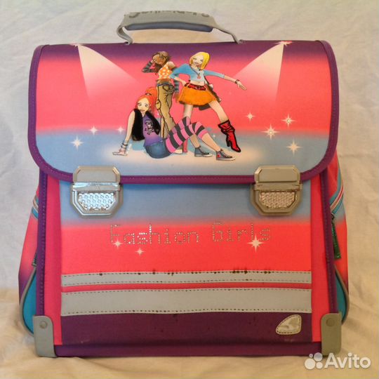 Портфель школьника