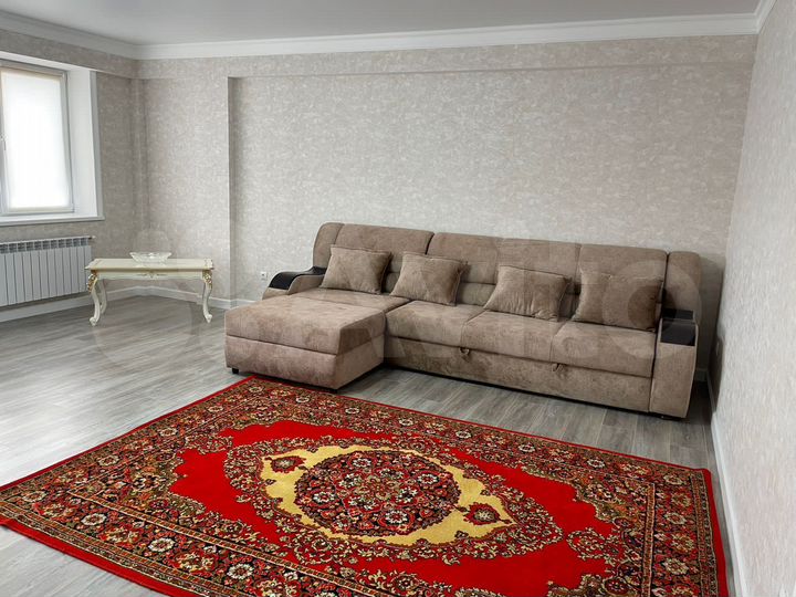 2-к. квартира, 88 м², 6/9 эт.