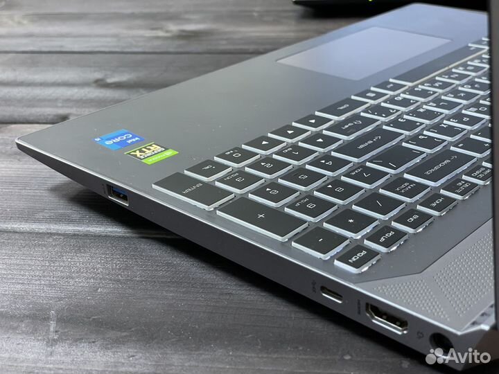 Игровой ноутбук RTX 3050 IPS SSD512 GB
