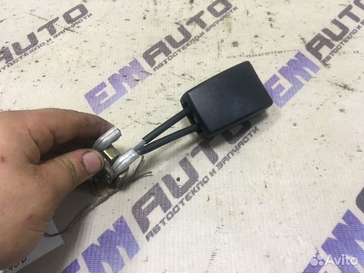 Ответная часть ремня безоп. Фольксваген Пассат Б5