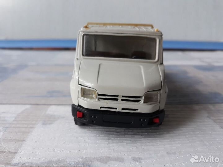 ЗИЛ 5301 бычок 1/43 редкость