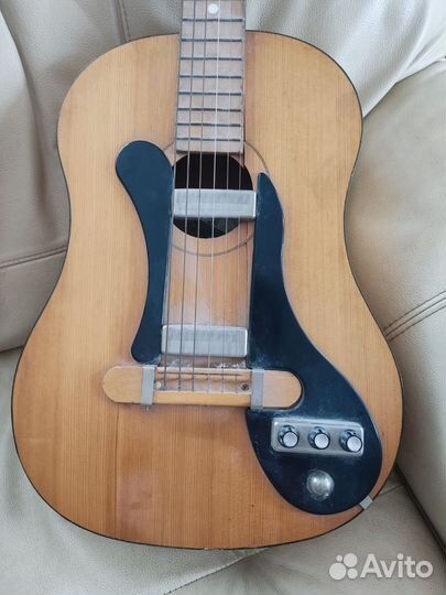 Классическая гитара бу