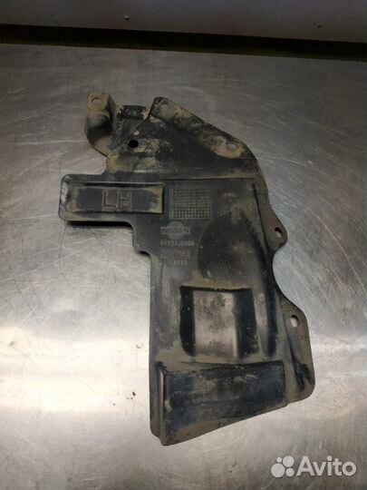 Пыльник передний левый Nissan Qashqai+2 JJ10E