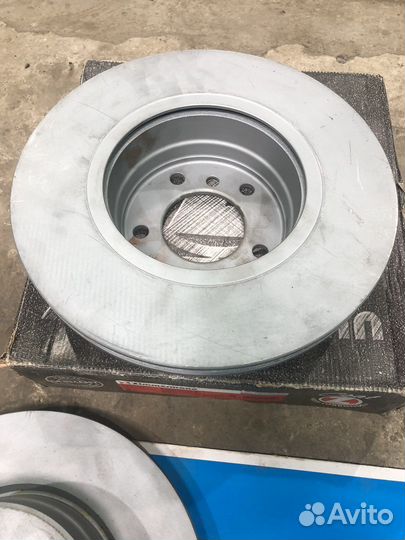 Тормозные диски передние BMW E60