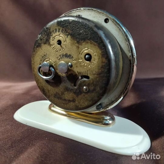 Часы настольные Маяк Дружба Янтарь СССР