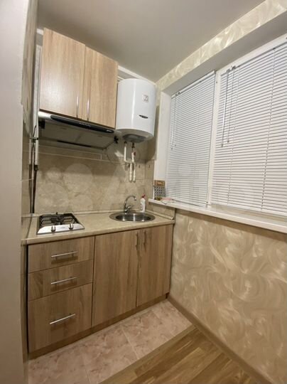 2-к. квартира, 40 м², 1/5 эт.