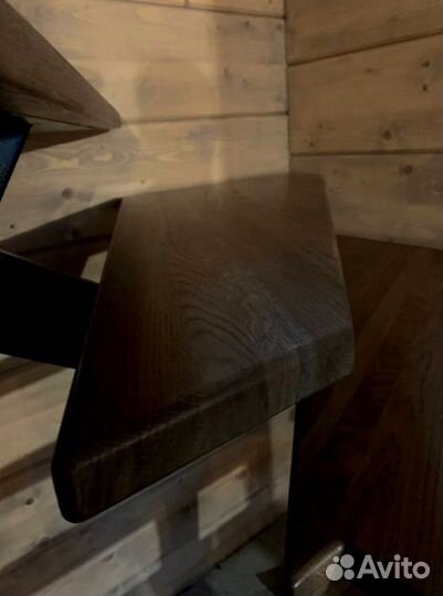 Перила деревянные для лестниц