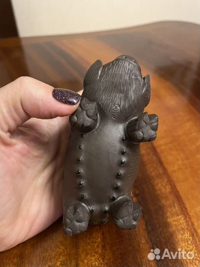 Фигурка свинки ручной работы из исинской глины