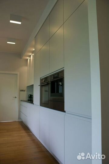 Кухонный гарнитур с антресольным рядом