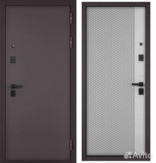Входная дверь