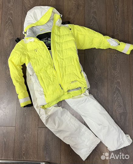 Горнолыжный костюм женский