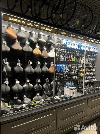 Велозапчасти и аксессуары