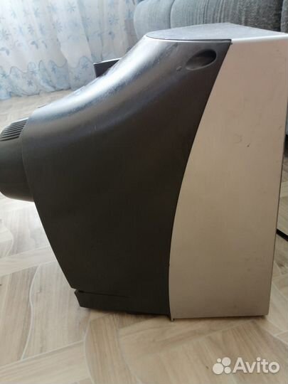 Телевизор samsung