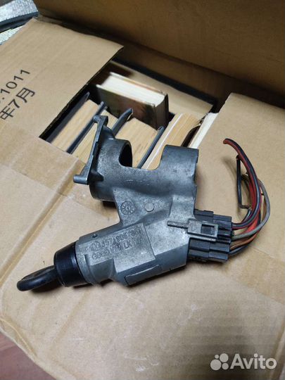 Замок зажигания vw vento 92-96