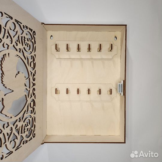 Ключница настенная