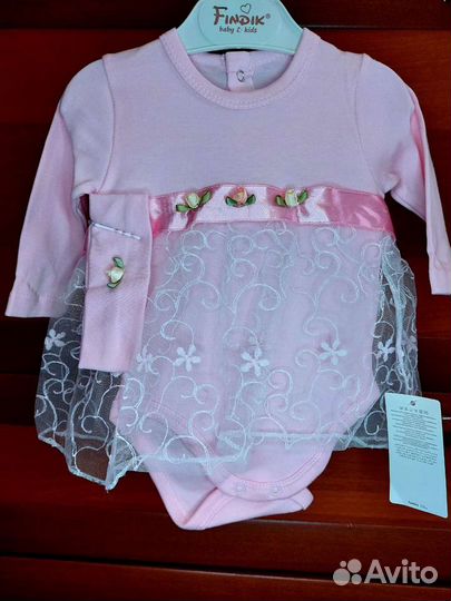 Комплекты на выписку для девочки
