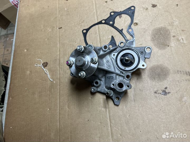 Помпа Toyota Hilux 8 Прадо 150 Fortuner 2 2.8 диз