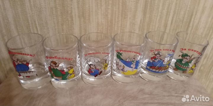 Стопки стекло.Рюмки.Посуда