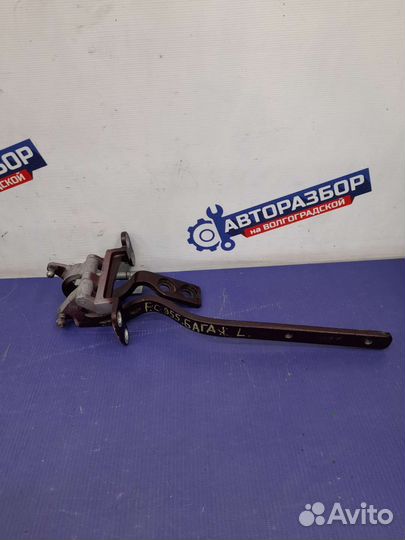 Петля двери багажника задняя левая Porsche