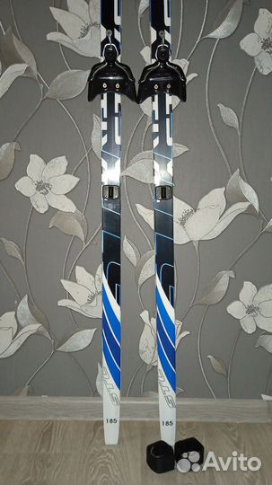 Лыжи и ботинки