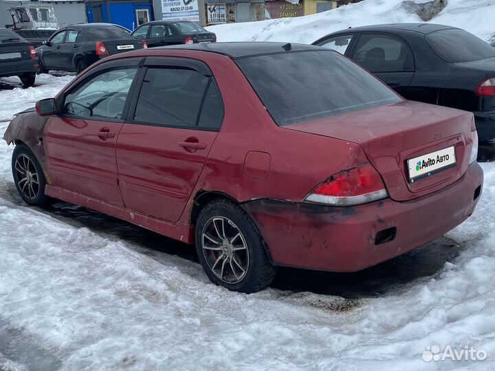 Mitsubishi Lancer 1.6 AT, 2004, битый, 245 000 км