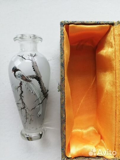 Роспись по стеклу изнутри сосуда, Гао Донгшенг